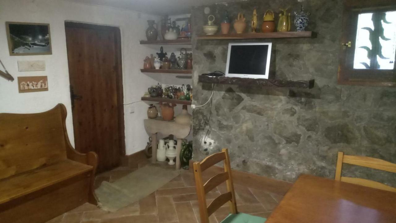 Can Serraima, Casa Rural A Prop De La Cerdanya Neva Luaran gambar