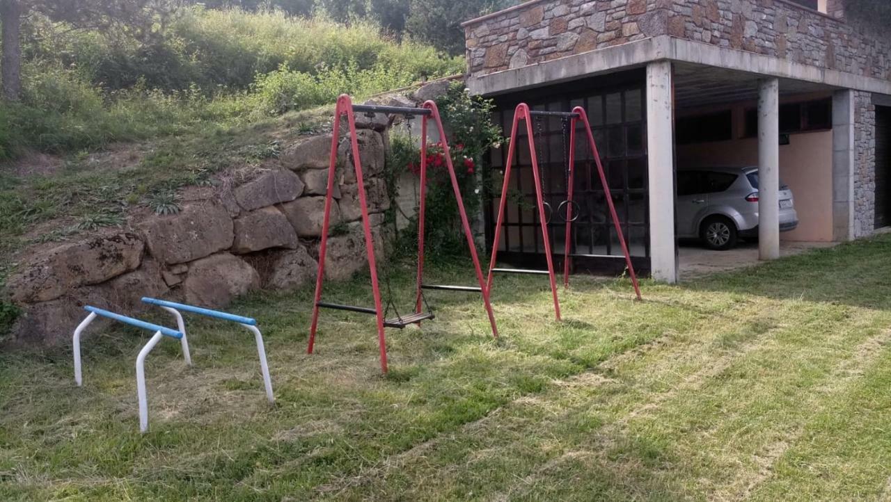 Can Serraima, Casa Rural A Prop De La Cerdanya Neva Luaran gambar