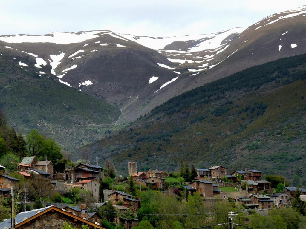 Can Serraima, Casa Rural A Prop De La Cerdanya Neva Luaran gambar
